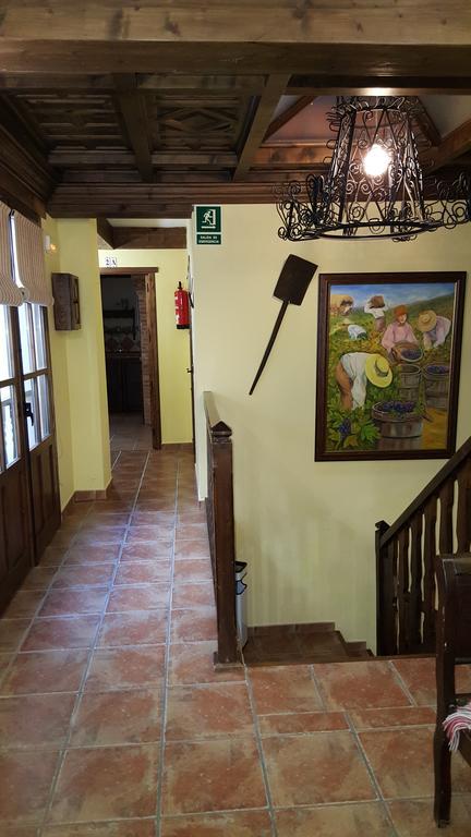 Apartamentos Rurales Tauro Cabezuela Del Valle Exterior photo
